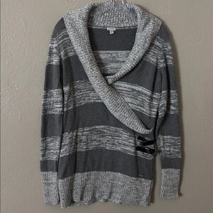 Guess Women’s Striped Shawl-Collar Sweater with Faux Leather Buckles Gray Large
